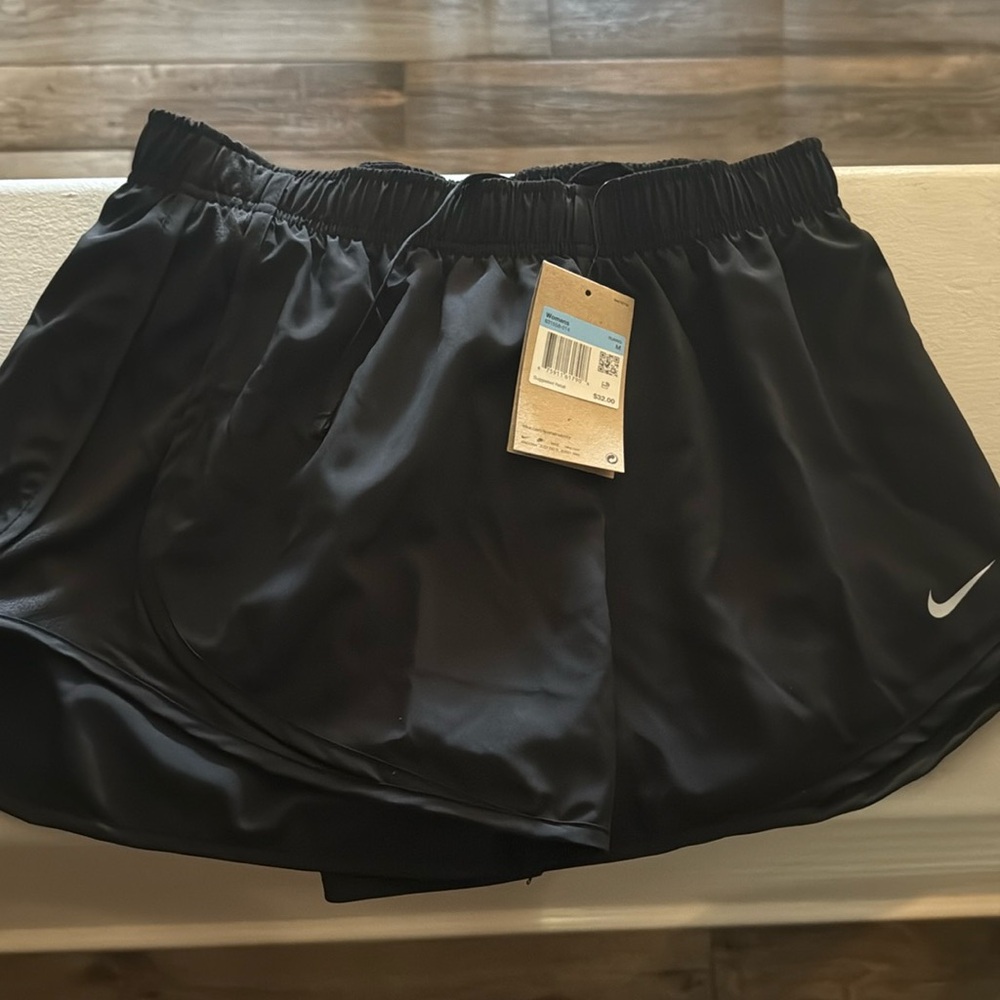 Nike Dry Fit shorts Black size Small